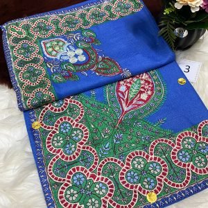 أطقم الأب والابن ( مصرين بنفس الون والنقش)