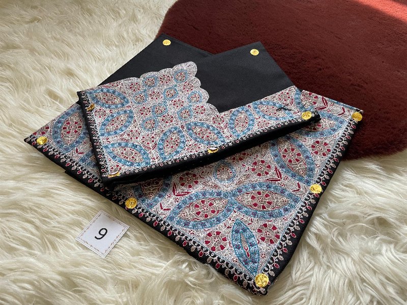 أطقم الأب والابن