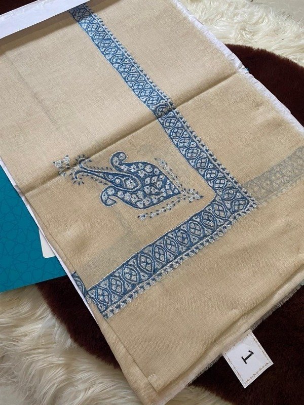 مصار بشمينا كشميري