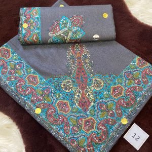 أطقم الأب والابن مصرين بنفس الون والنقش