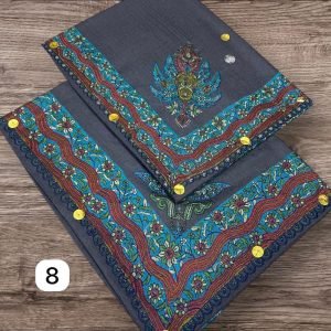 أطقم الأب والابن بنفس الأوان والنقوش