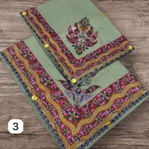 أطقم الأب والابن بنفس الأوان والنقوش