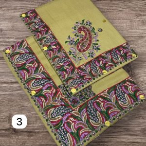 أطقم الأب والابن بنفس الأوان والنقوش