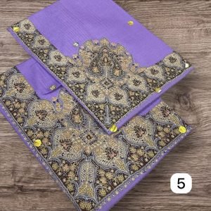 أطقم الأب والابن بنفس الأوان والنقوش