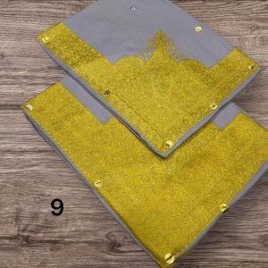 اطقم الاب والابن مصرين بنفس الون والنقش