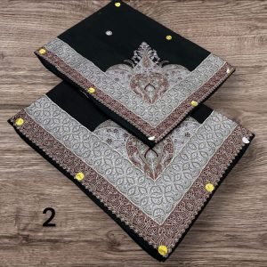 أطقم الأب والابن بنفس الأوان والنقوش