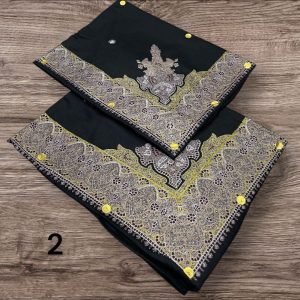 أطقم الأب والابن بنفس الأوان والنقوش