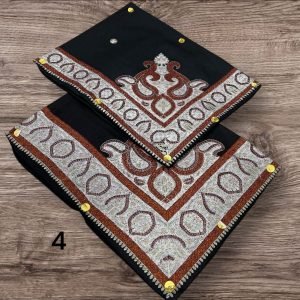 أطقم الأب والابن بنفس الأوان والنقوش