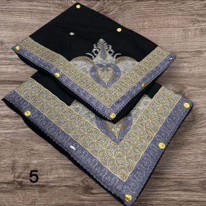 أطقم الأب والابن بنفس الأوان والنقوش