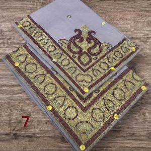 أطقم الأب والابن بنفس الأوان والنقوش